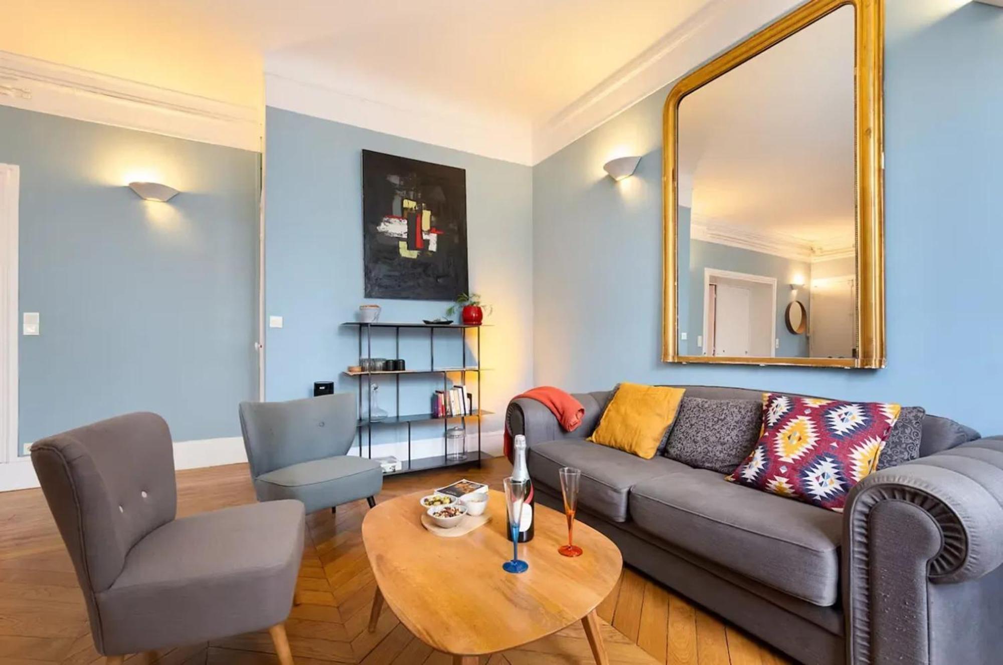 Moderne A Pres Des Champs-elysees Appartamento Parigi